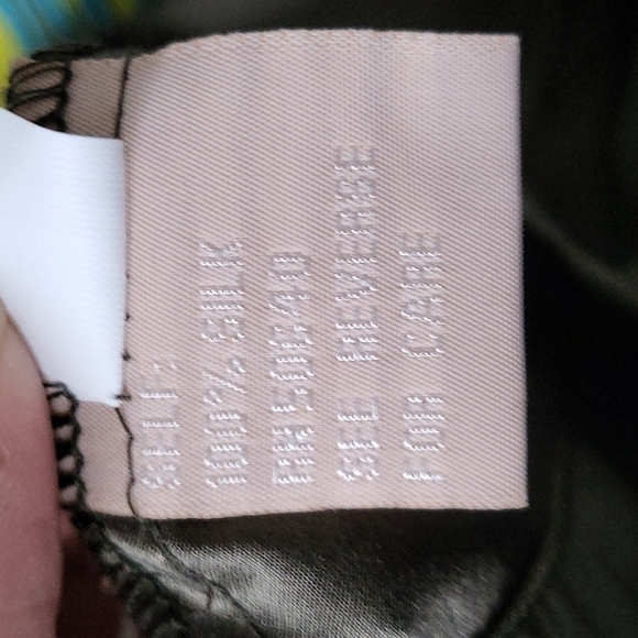 Hype multi color deep vee 100% silk dress NWT - Picture 12 of 13